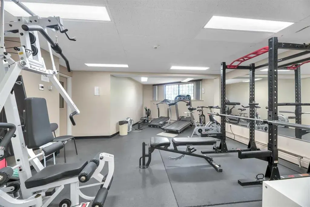 300 Meredith Road NE, #610