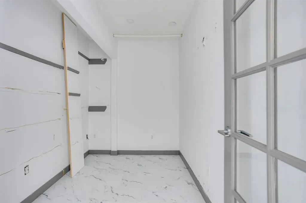 8535 Clearwater Court, #206
