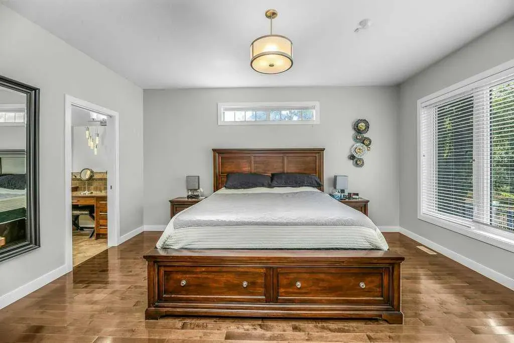 34 Overand Place