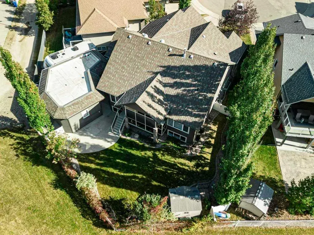 34 Overand Place