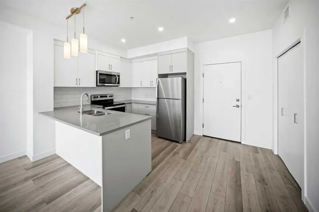 205 Spring Creek Common SW, #403
