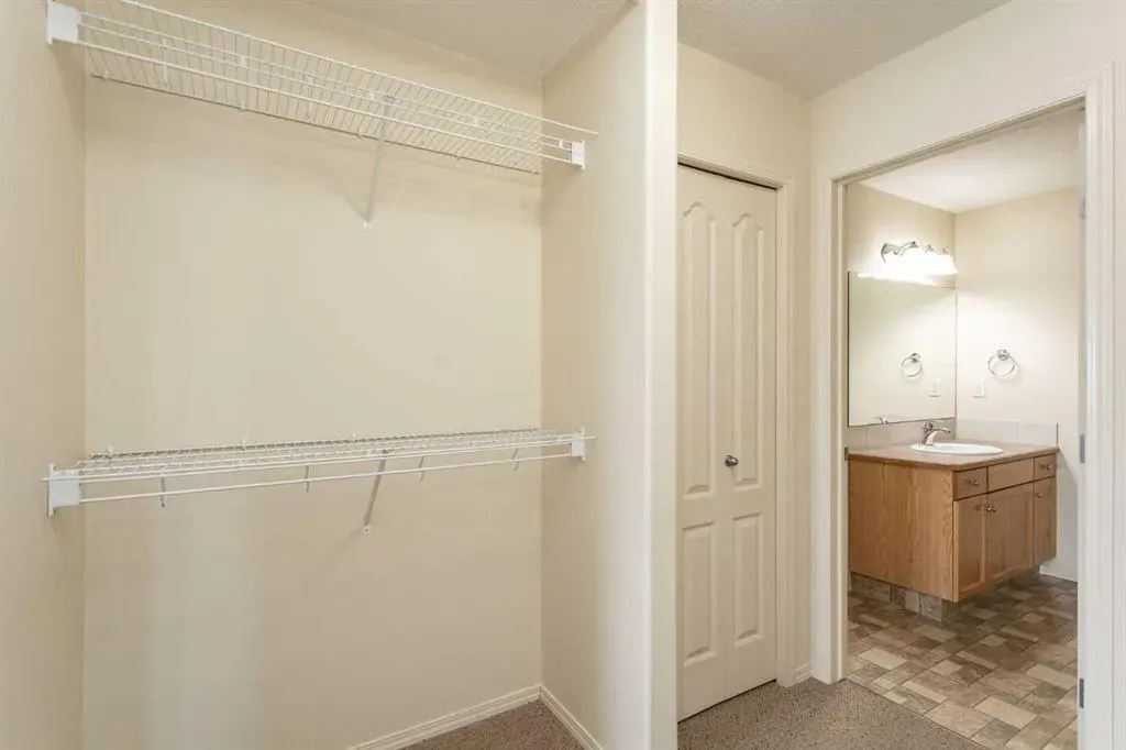 4425 Heritage Way, #207