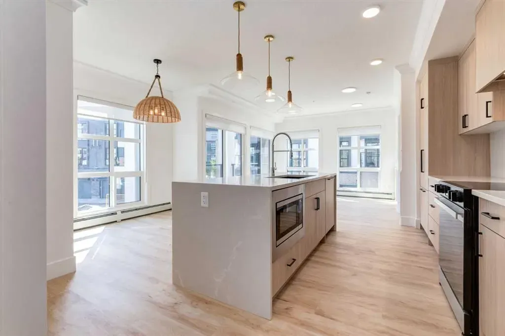 330 Dieppe Drive SW, #303