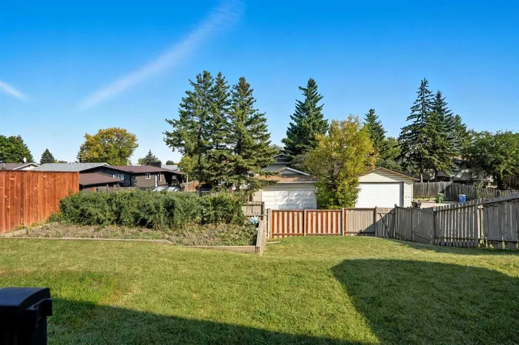 224 Whitestone Crescent NE