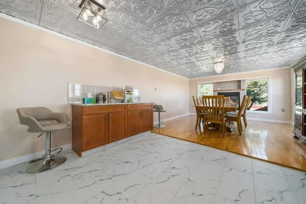 12323 Range Road 74