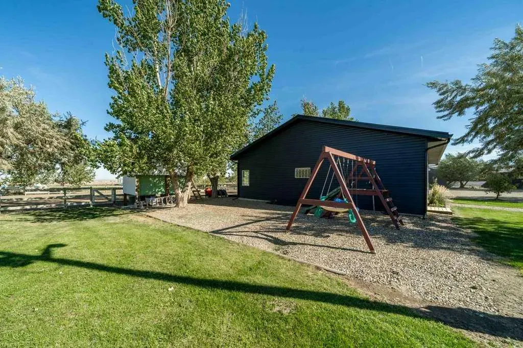 12323 Range Road 74