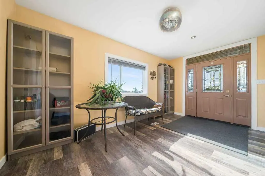 12323 Range Road 74