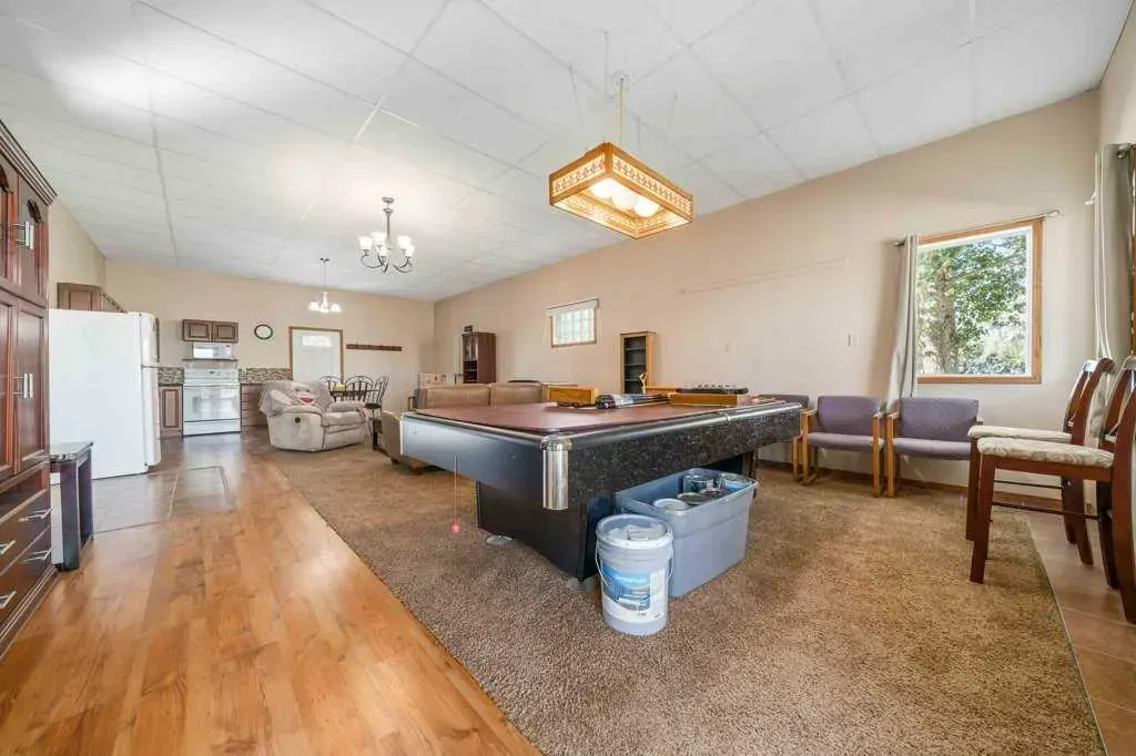 12323 Range Road 74