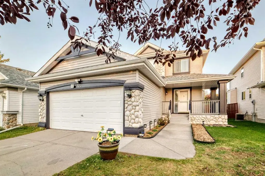 44 Chaparral Way SE