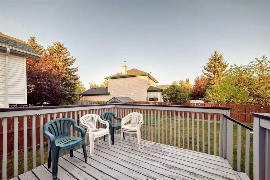 44 Chaparral Way SE