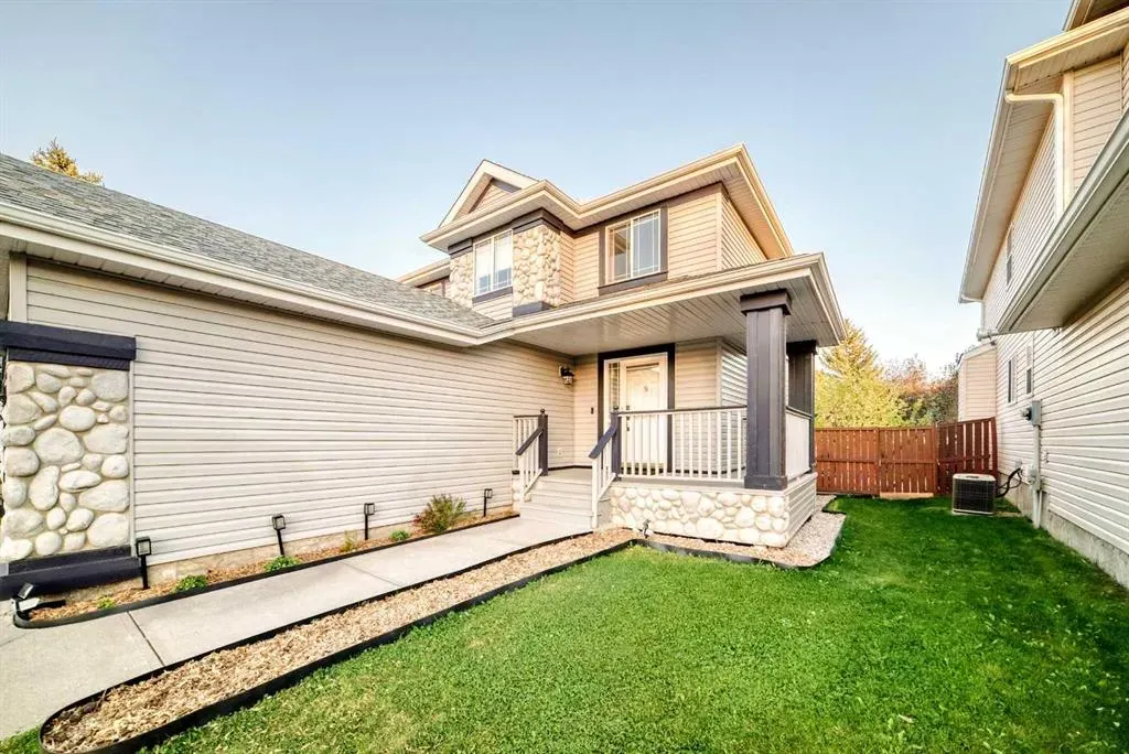 44 Chaparral Way SE