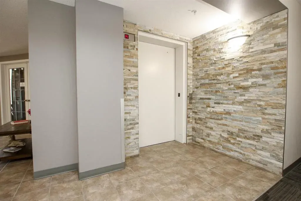 3 Broadway Rise, #308