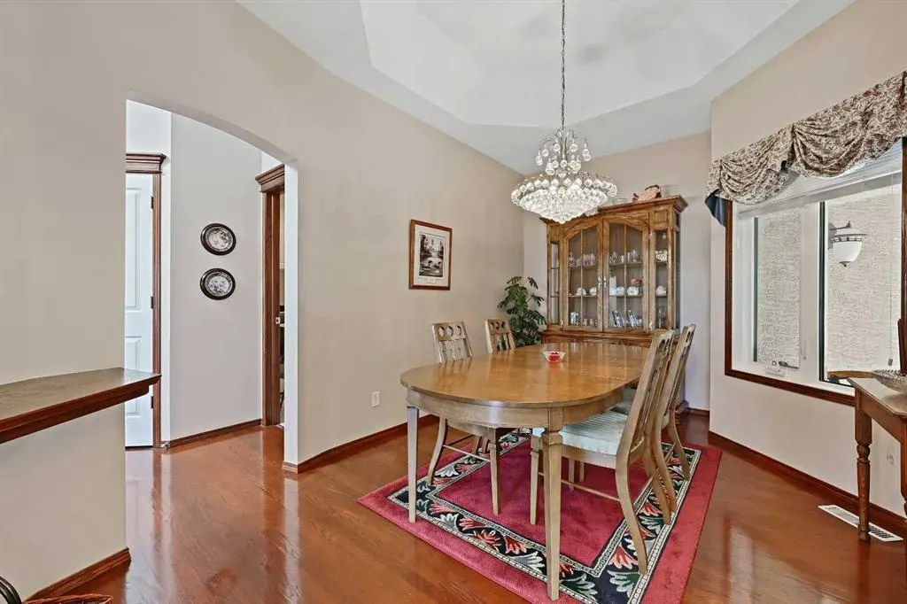 163 Douglasview Road SE