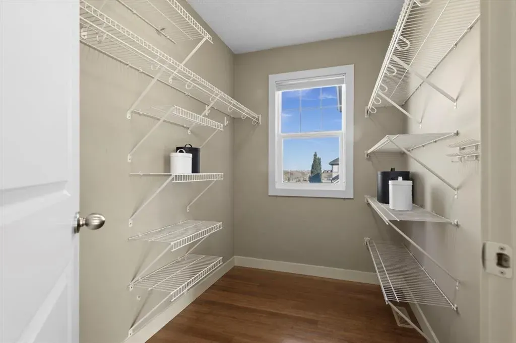 133 Sage Valley Close NW