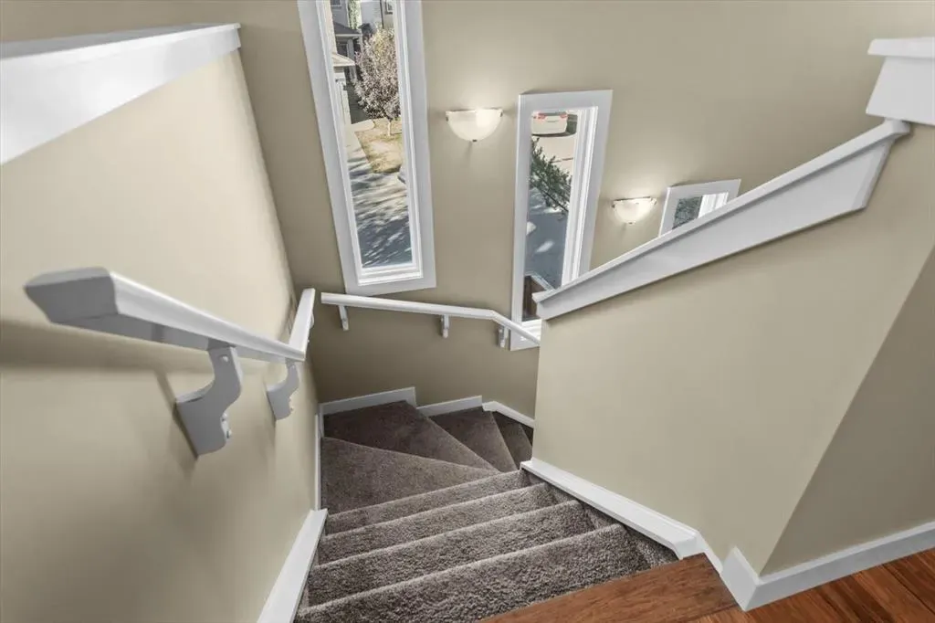 133 Sage Valley Close NW