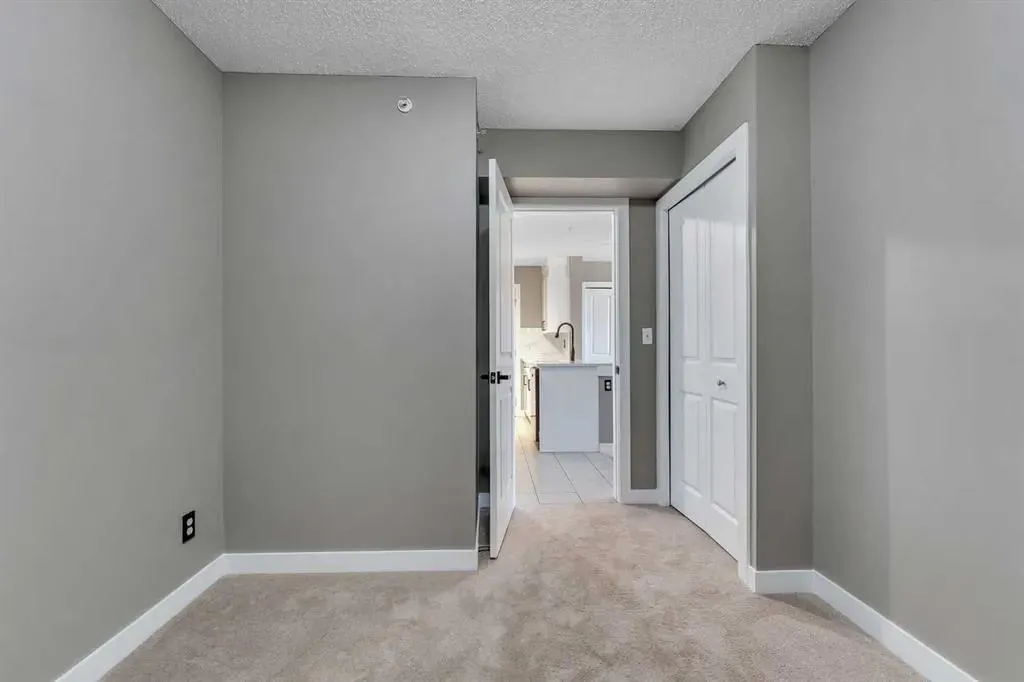 5 Saddlestone Way NE, #415