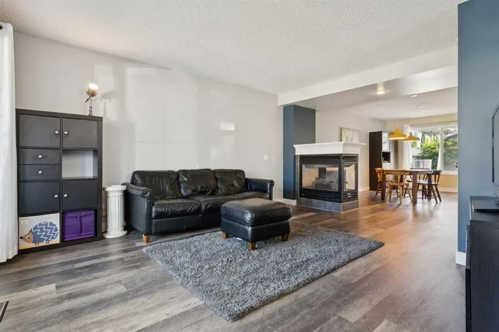 117 Tuscany Drive NW