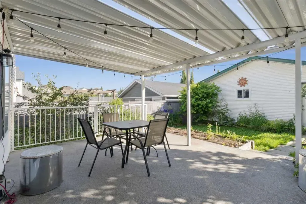 117 Tuscany Drive NW
