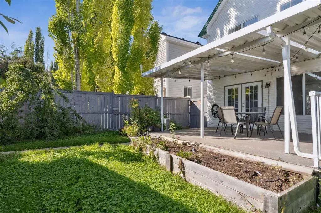 117 Tuscany Drive NW