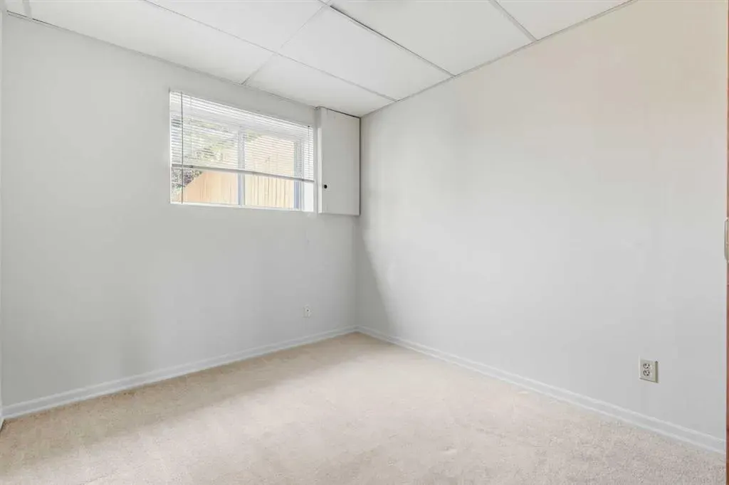 232 Radley Place SE