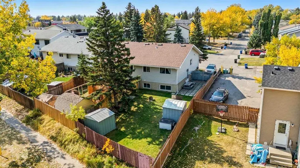 232 Radley Place SE