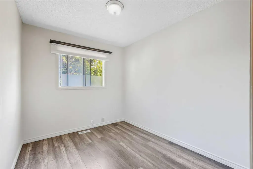 232 Radley Place SE