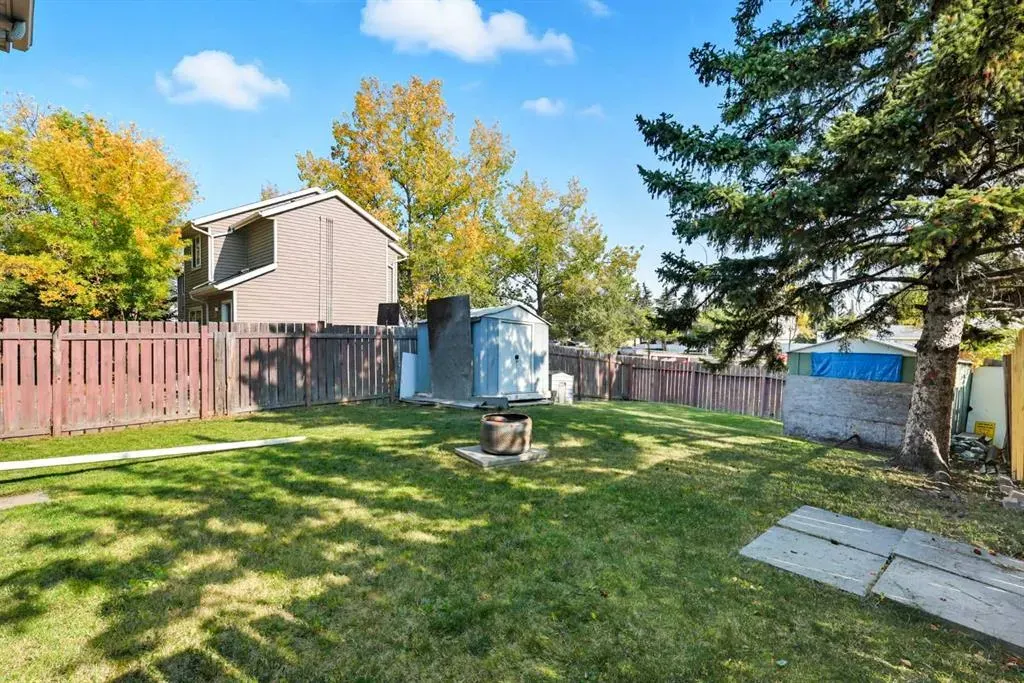 232 Radley Place SE
