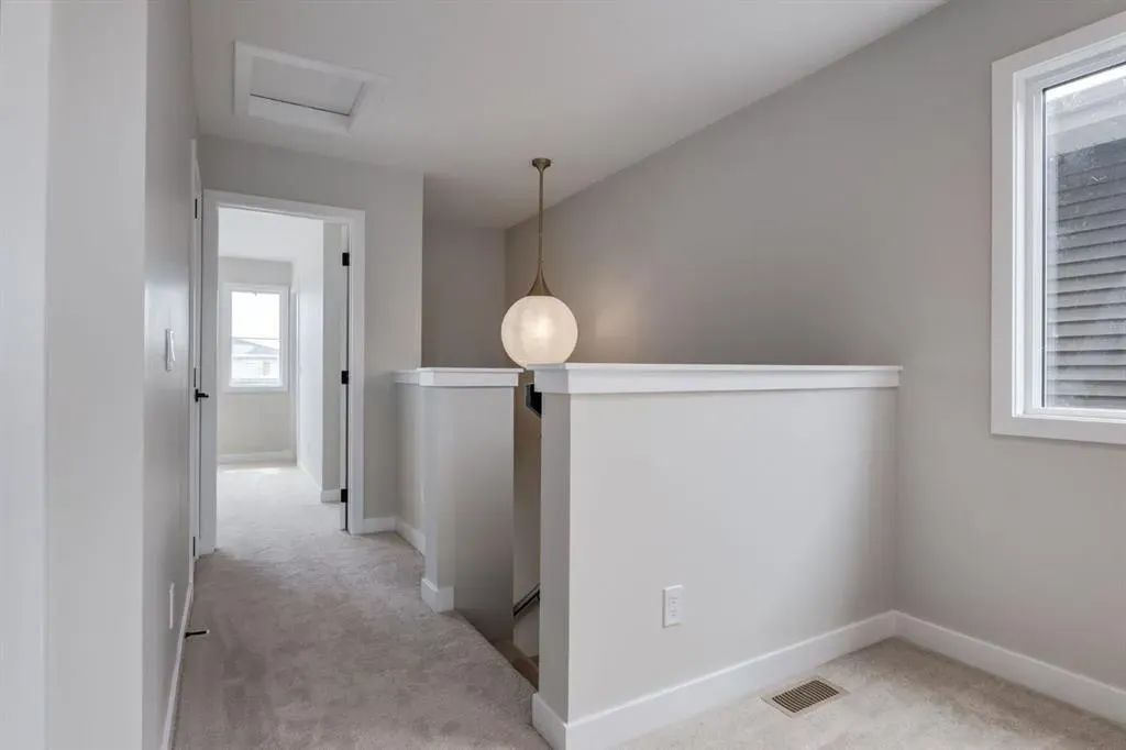 231 Sora Terrace SE