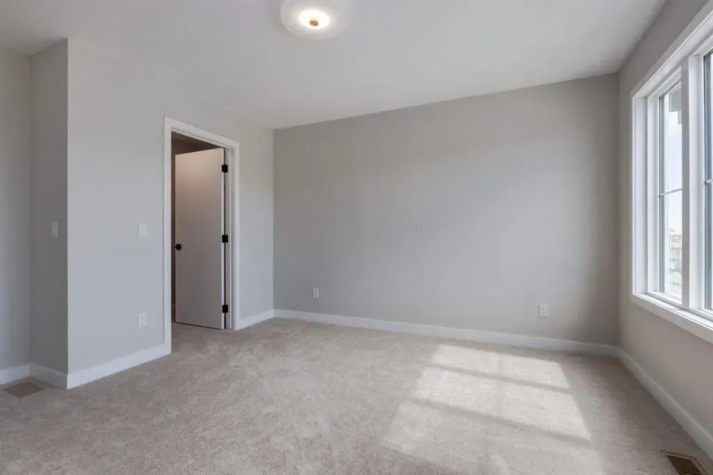 231 Sora Terrace SE