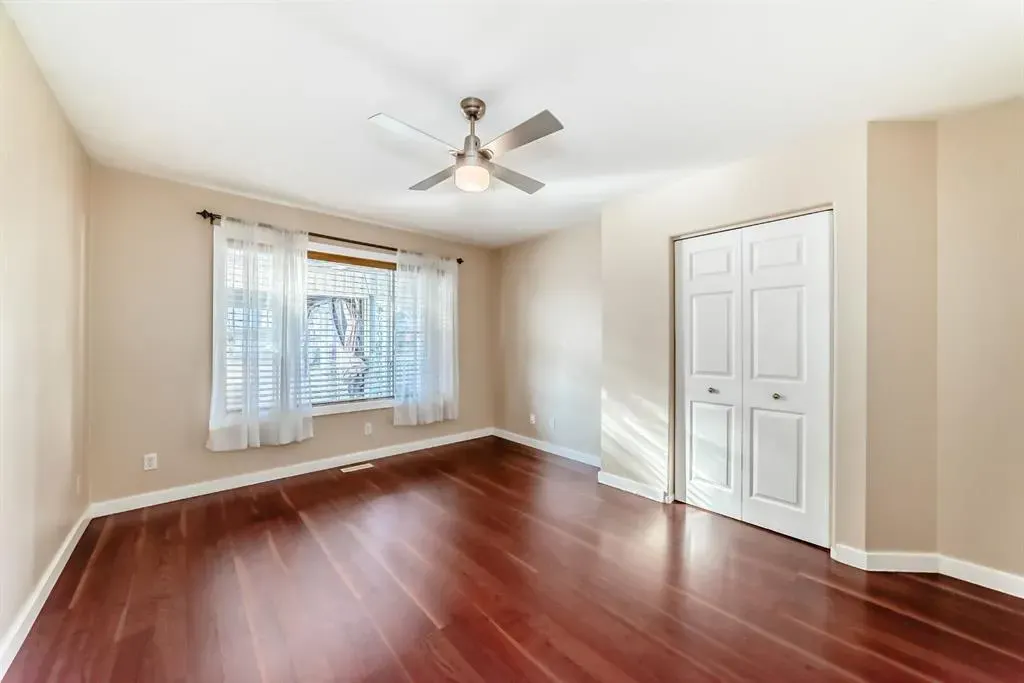 261 Bridlecreek Park SW