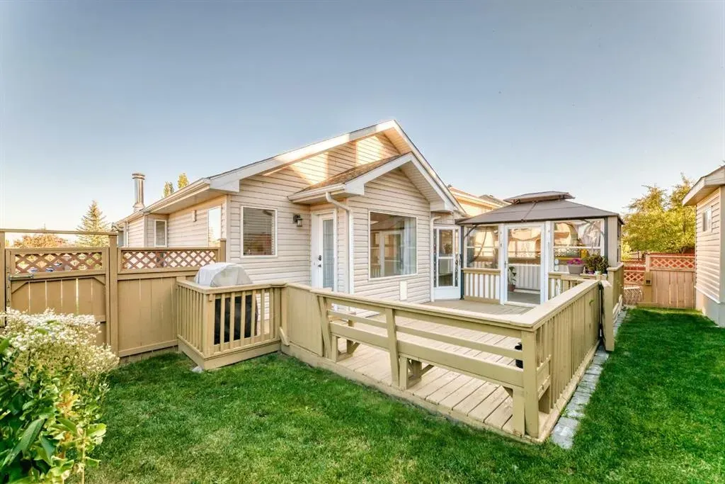 261 Bridlecreek Park SW