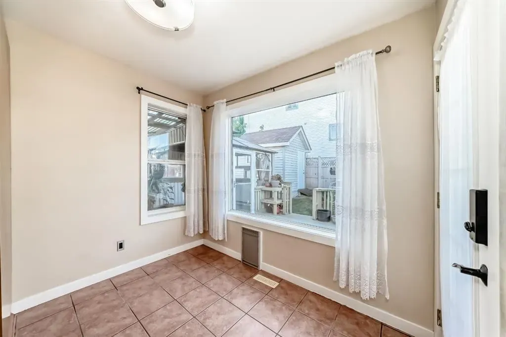 261 Bridlecreek Park SW