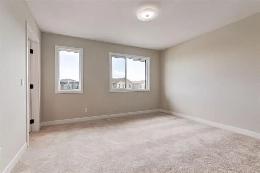 227 Sora Terrace SE