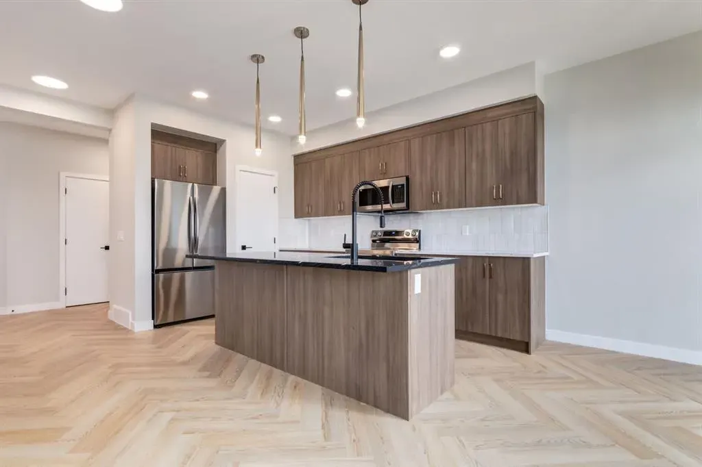 227 Sora Terrace SE