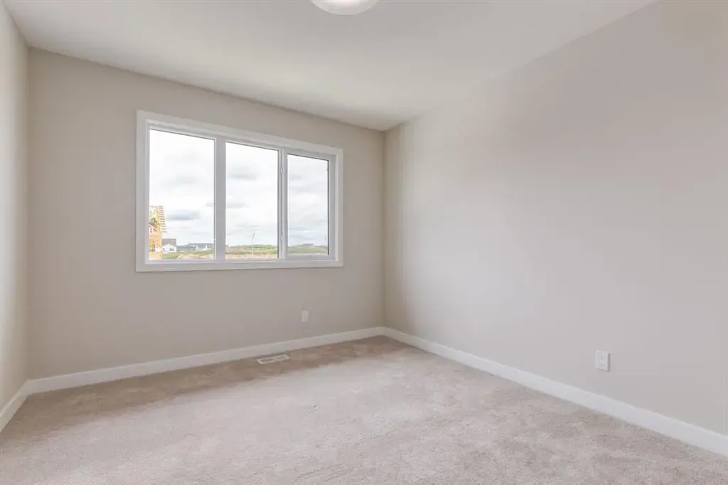 227 Sora Terrace SE
