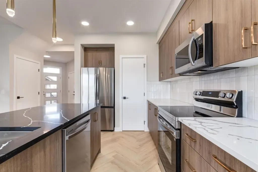 227 Sora Terrace SE