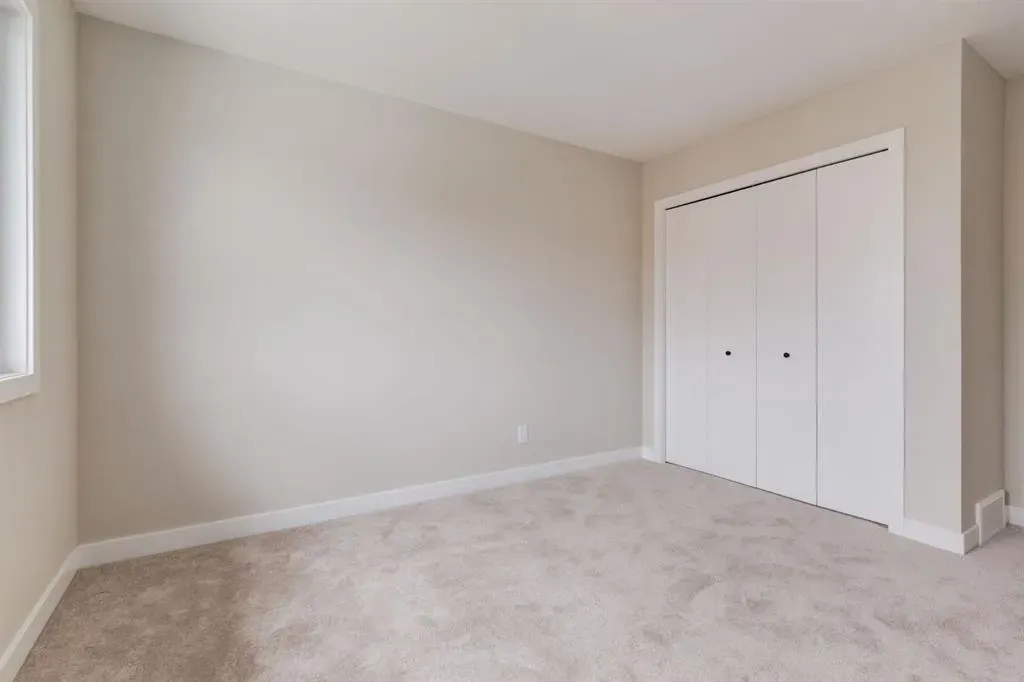 227 Sora Terrace SE