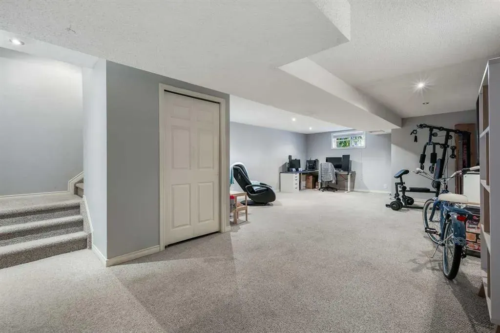 156 Martin Crossing Court NE