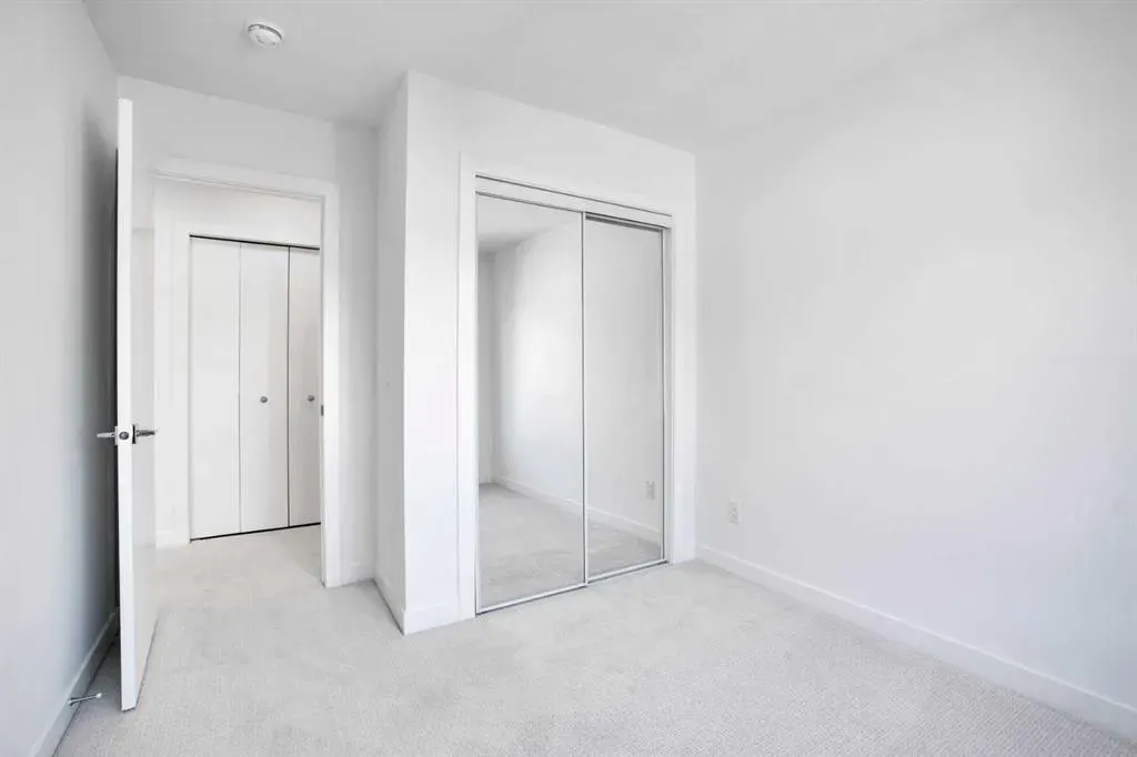 280 Chelsea Road, #1902