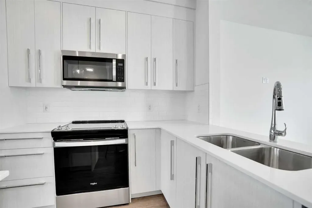 280 Chelsea Road, #1902