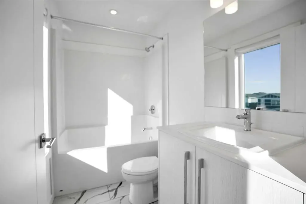 280 Chelsea Road, #1902