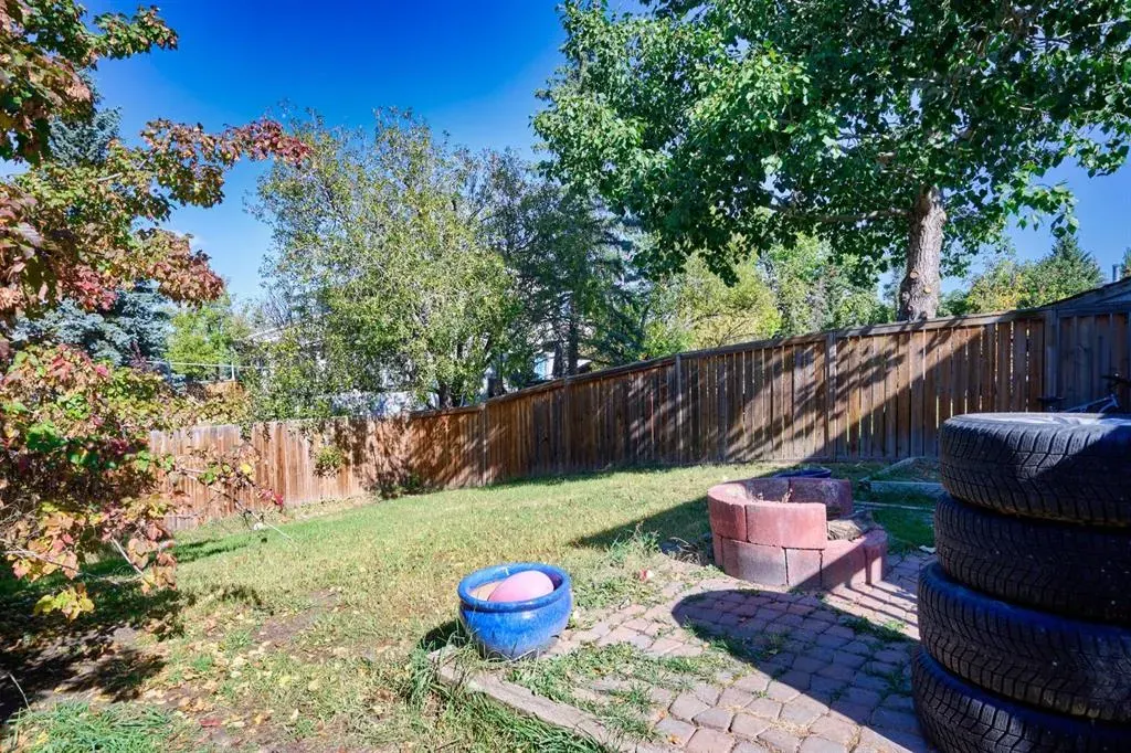 24 Hunters Gate