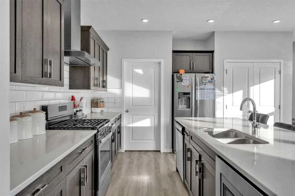 130 Red Sky Crescent NE