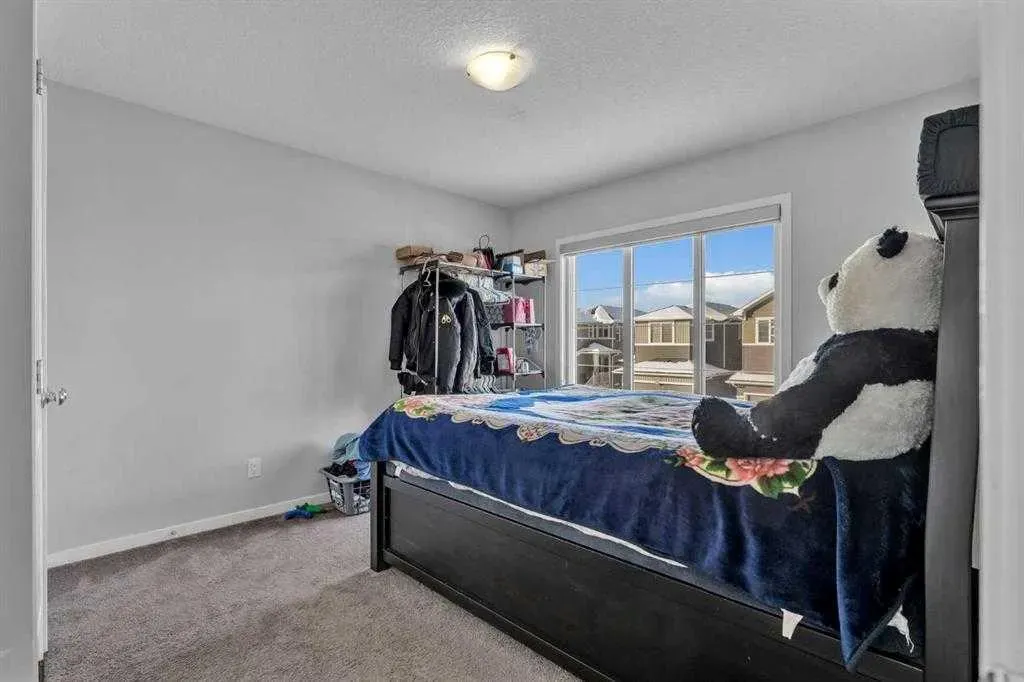 130 Red Sky Crescent NE