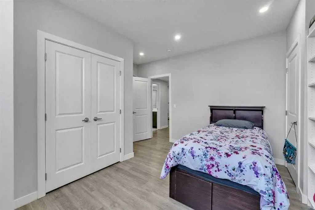 130 Red Sky Crescent NE