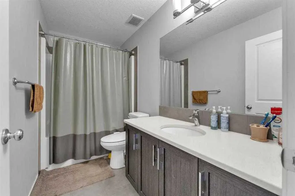 130 Red Sky Crescent NE