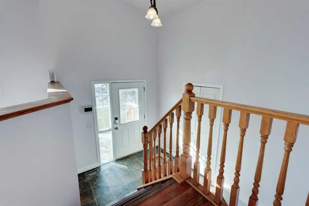 35 Coventry Road NE