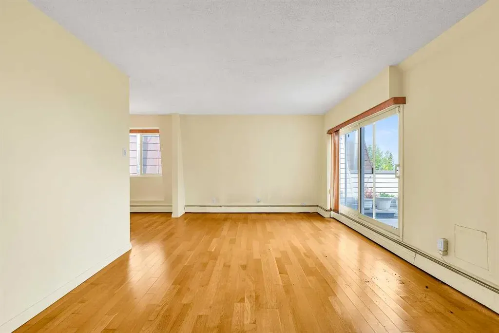 508 Cedar Crescent SW, #301
