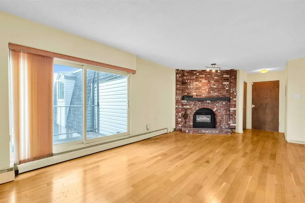 508 Cedar Crescent SW, #301