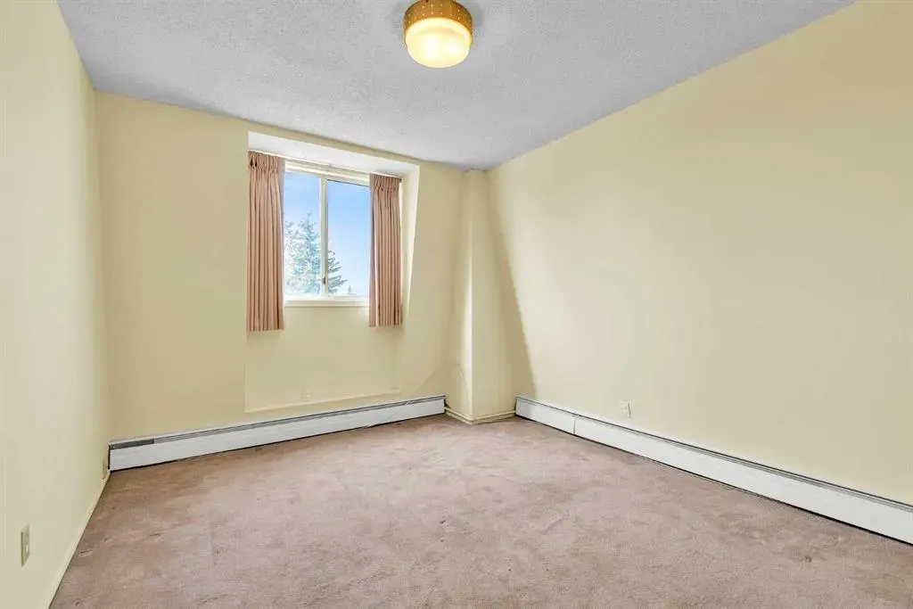 508 Cedar Crescent SW, #301